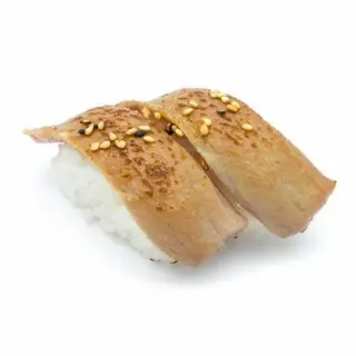 Nigiri de atun flameado