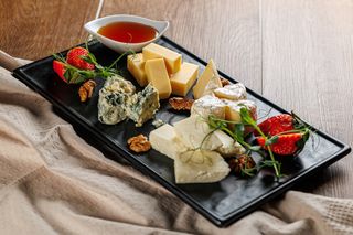 Сырное плато (250г)