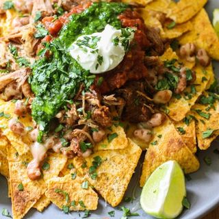 Nachos chimichurri y carne molida 