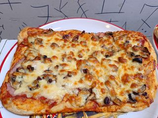 Пица Капричоза