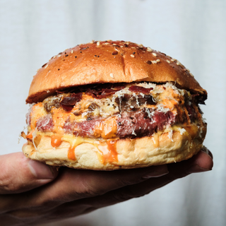 Hamburguesa plaza el 7 de julio