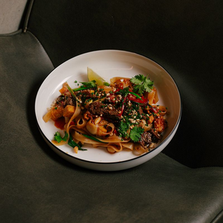 Рисова локшина з телятиною (330)