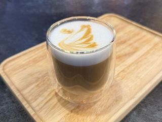 Горіхово-медове лате