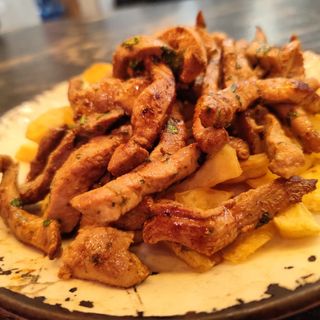 Raxo Con Patatas Fritas