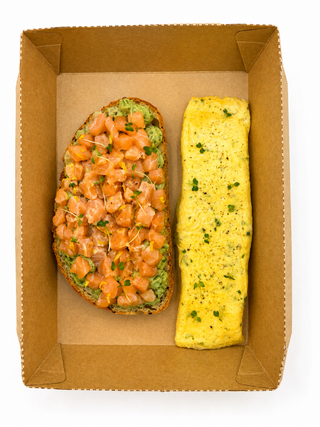 Avocado toast with Norwegian salmon tartare and a French omelette