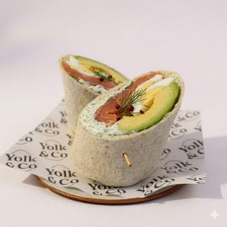Roll De Salmón Y Aguacate