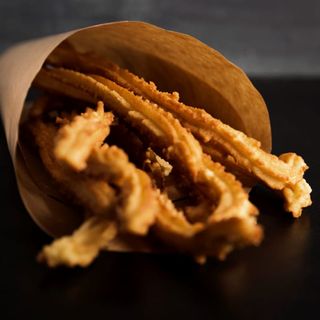 Churros Lazo Hechos al Momento  (12ud) Contiene Gluten