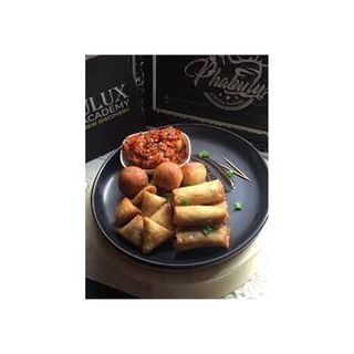 4 Puff, 1 Samosa, 1 Spring Roll, 1 Beef