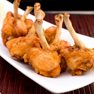 84. Bolas De Pollo Fritas (6 Uds.)