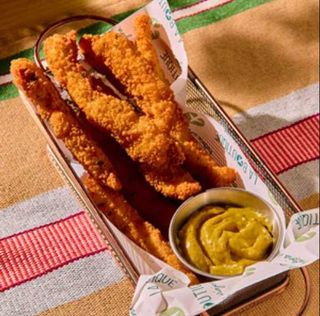 Chicken Fingers Con Salsa Curry Y Mango