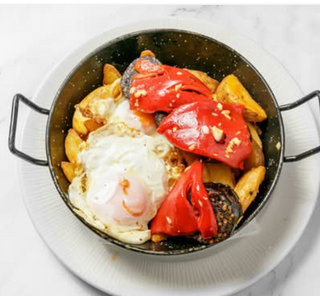 Sartén Blanco Y Negro