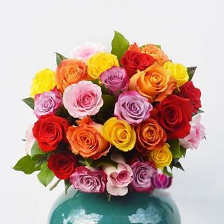 Buchet 21 trandafiri multicolori