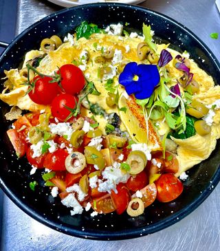 MEDITERRANEAN OMELETTE 