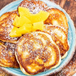 Naleśniki amerykańskie -pancakes z ananasem 4 szt
