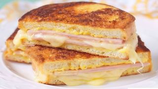 Croque Au Fromage Et Dinde