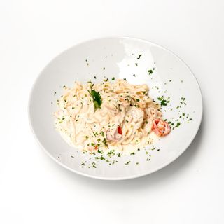 Tagliolini Al Salmone 