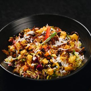 Channa paneer ki biryani