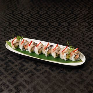 White tiger roll