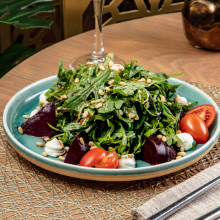 Салат из свеклы с сыром креметто