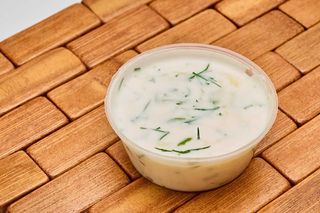 Sos tzatziki
