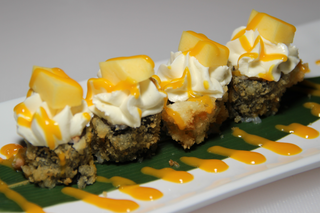 H08 Hosomaki fritto mango - 4 pezzi