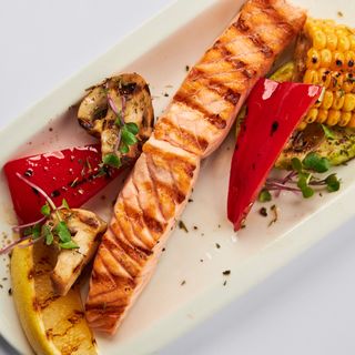 Лосось на грилі (190г)