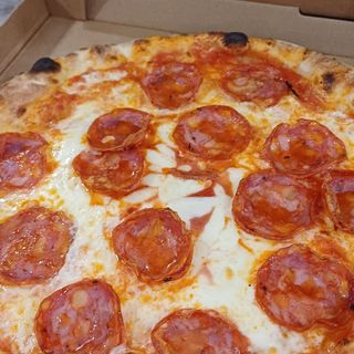 Pizza Pepperoni (Familiar)