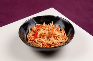 Пшенична локшина Стір-Фрай з овочами (200г)