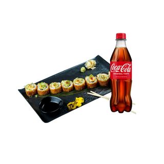 Crispy tekka hosomaki roll + Coca Cola 0.5l