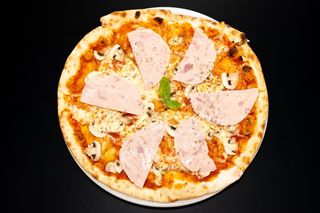 Pizza Capriciosa