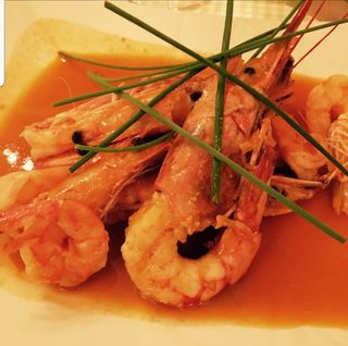 Creveti in sos de unt si usturoi