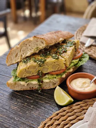 Bocadillo De Tortilla De Patatas
