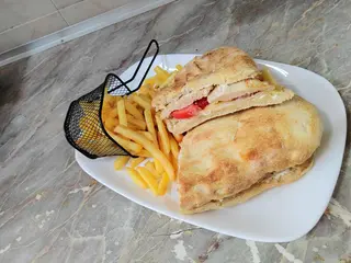Pizza sendvič