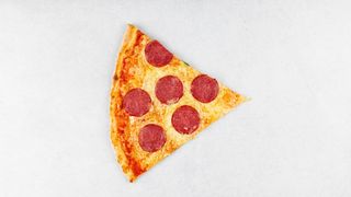 Pizza Pepperoni parče