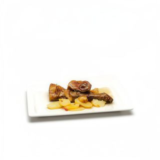 Paletilla De Lechal Al Horno Con Patata Panadera