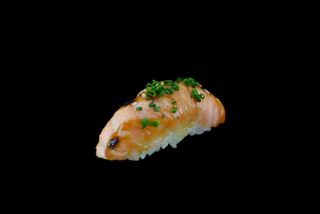 Nigiri de Salmão Braseado | 6 un