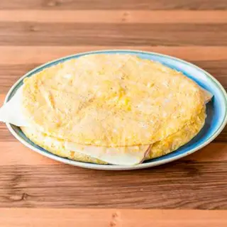 Tortilla De Patata Con Jamón York Y Queso