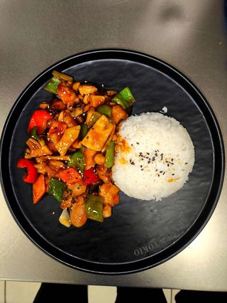 41. Arroz Con Pollo Salteado