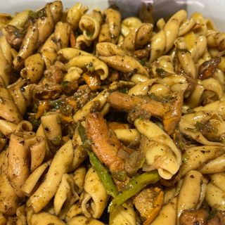 Pasta amb xampinyons i nous