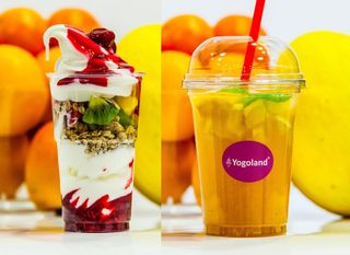 Śniadanie Mistrzów - Jogurt mrożony z owocami oraz Sok wyciskany