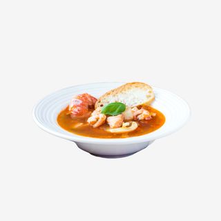 Supă de pește și fructe de mare