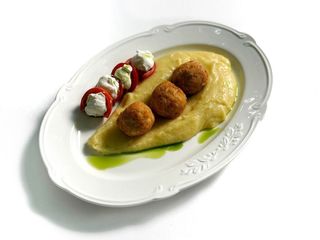 Дитяче картопляне пюре з курячими мітболами (485g)