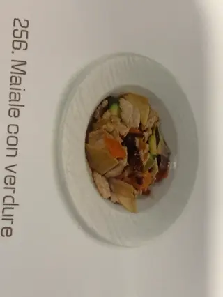 256. Maiale con verdure