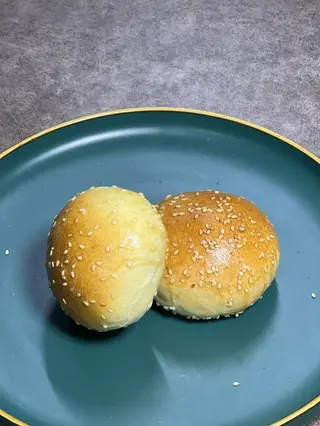 Пирожки из яйца и лука (1 шт.)