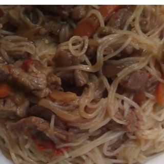 30. Fideos Chinos Fritos Con Cerdo