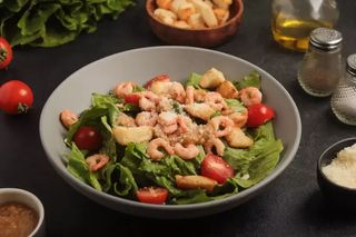 Салат "Цезарь" с креветками