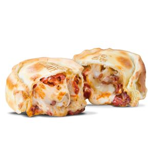 Empanada de Provolone y Tomate Seco