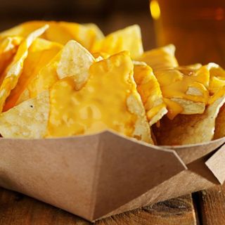 NACHOS CON QUESO MOZZARELLA