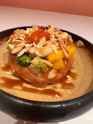 37. Tartare di salmone speciale