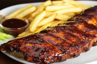 Pork ribs con patatine